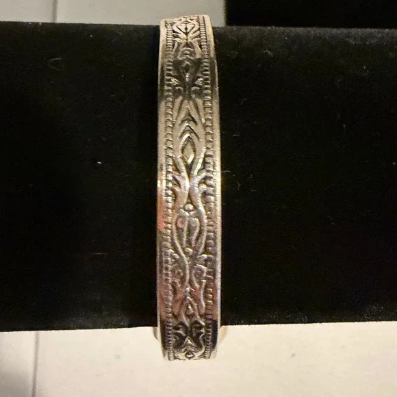 C+C Sterling Silver 925 Ornate Scroll Cross Cuff Bracelet Vintage Style 1.58oz - Picture 2 of 6